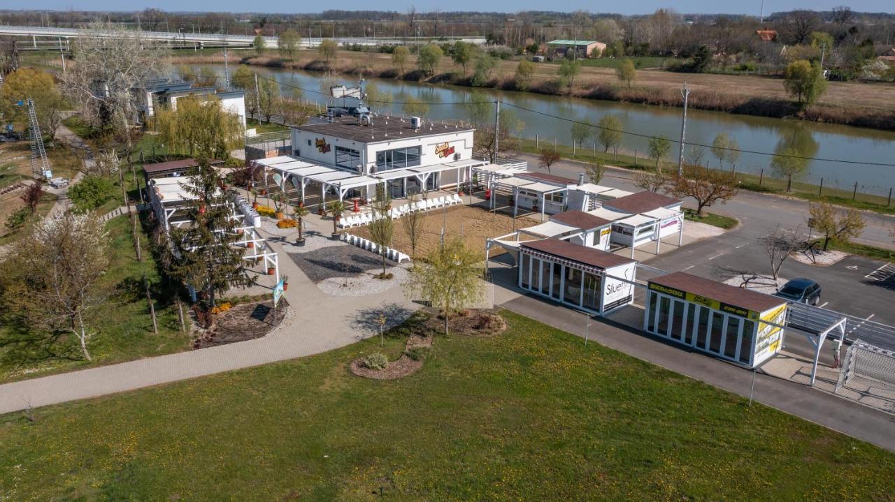 Sun City Vizisport Paradicsom Hódmezővásárhely Eksteriør bilde